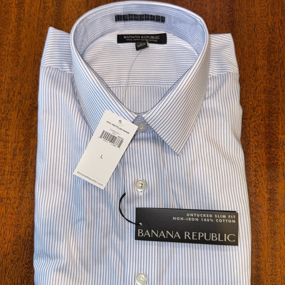 Banana Republic Untucked Slim Fit Shirt